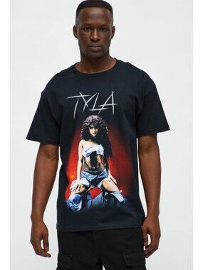 NEW Tyla Water Short Sleeve Tee - Size: Large